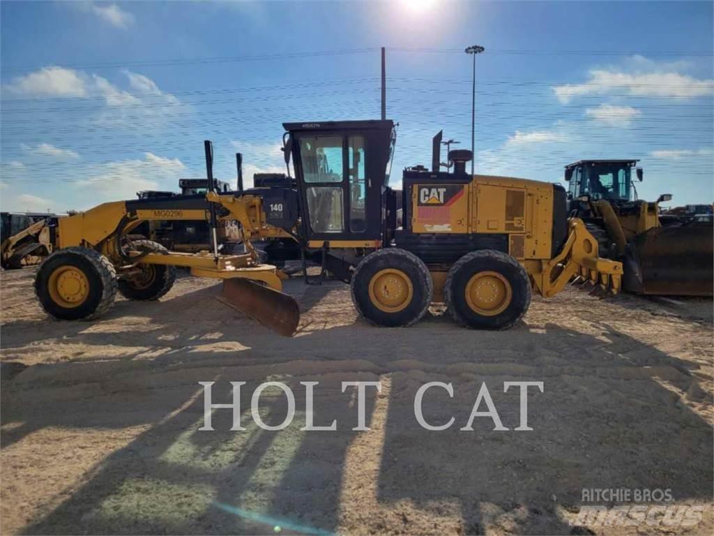 CAT 140 AWD Grejdry