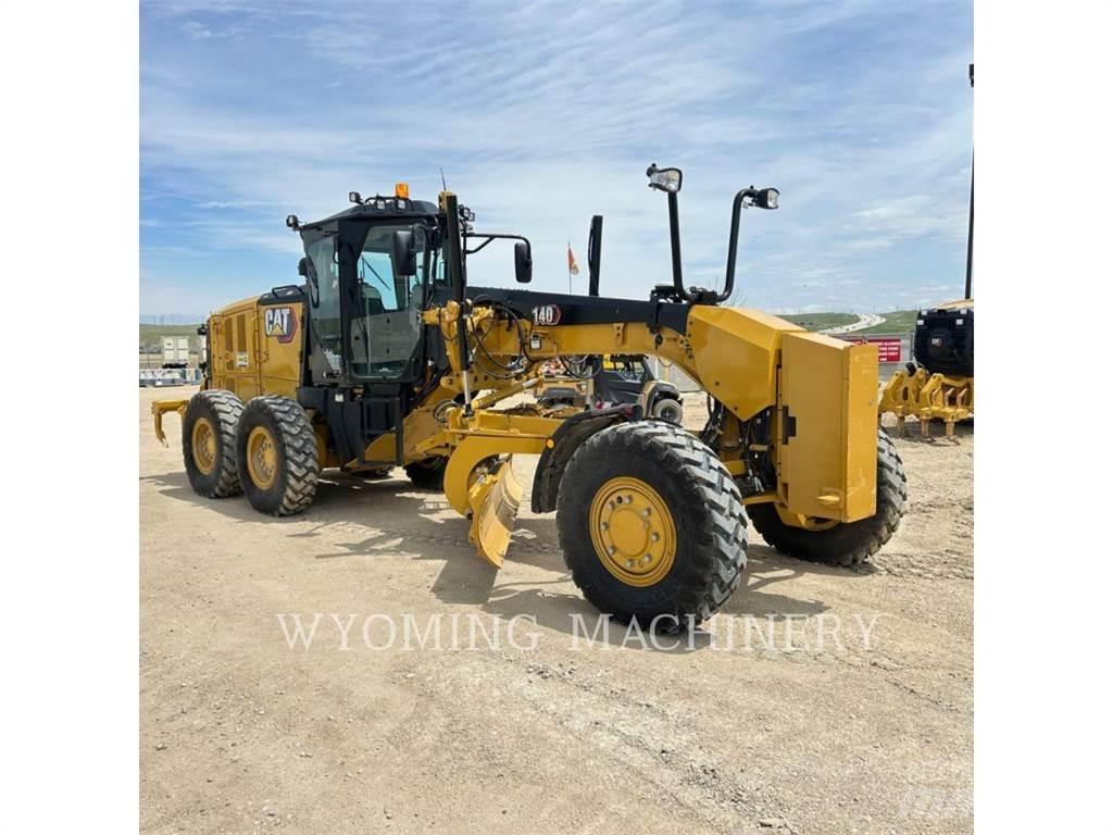 CAT 140 AWD Grejdry