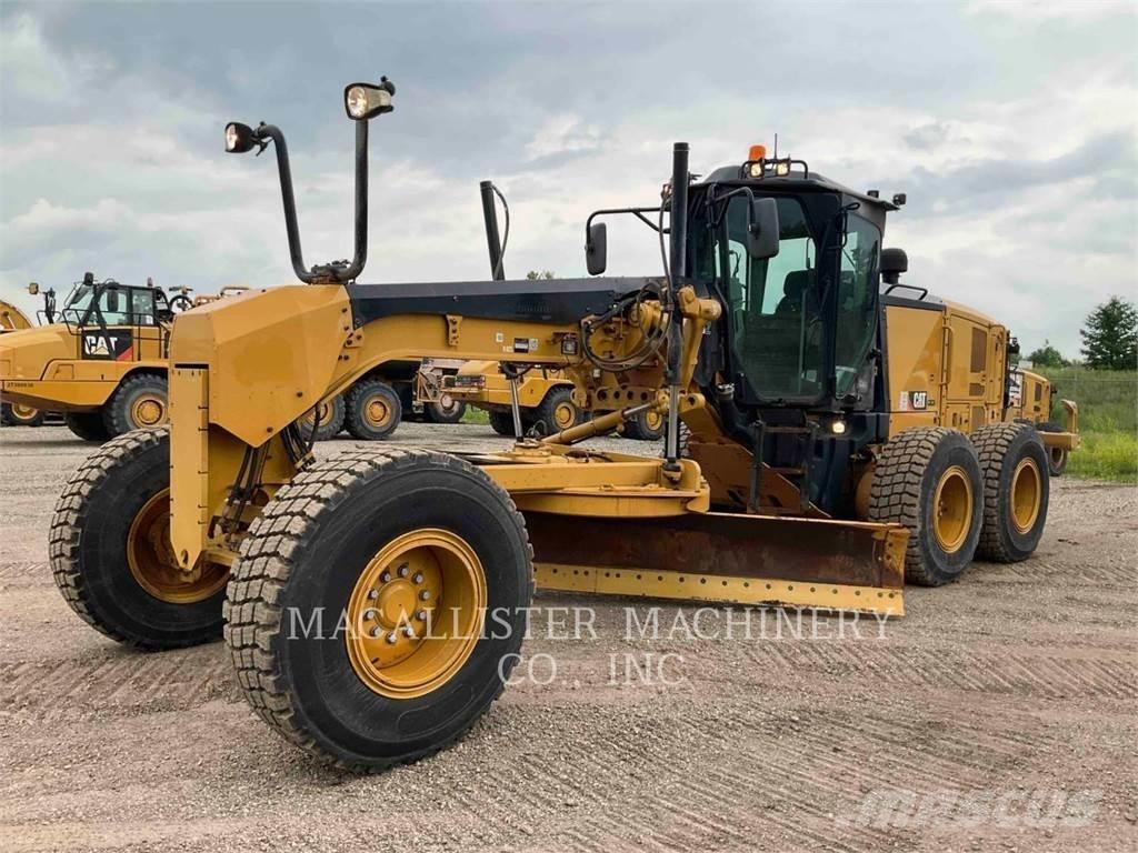 CAT 140 M2 Grejdry