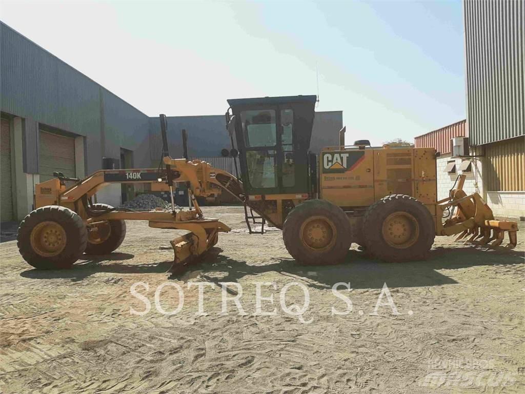 CAT 140K Grejdry