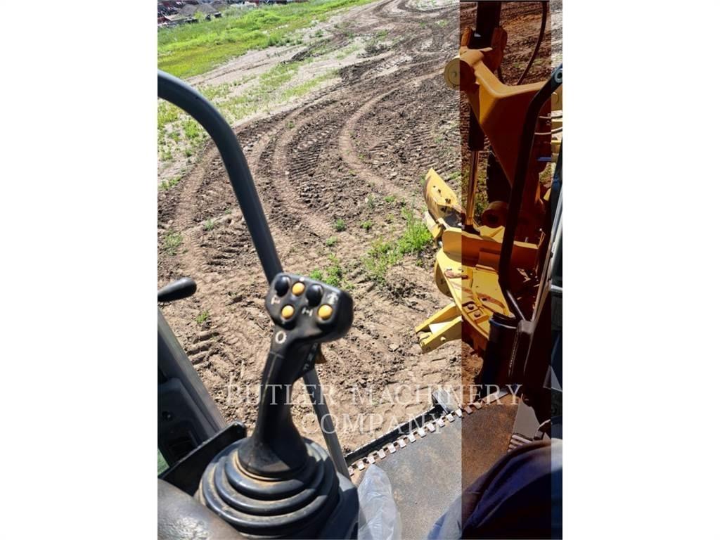 CAT 140M Grejdry