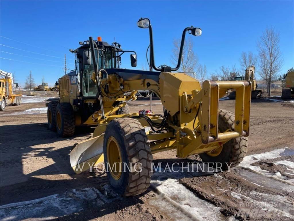 CAT 140M 2 Grejdry