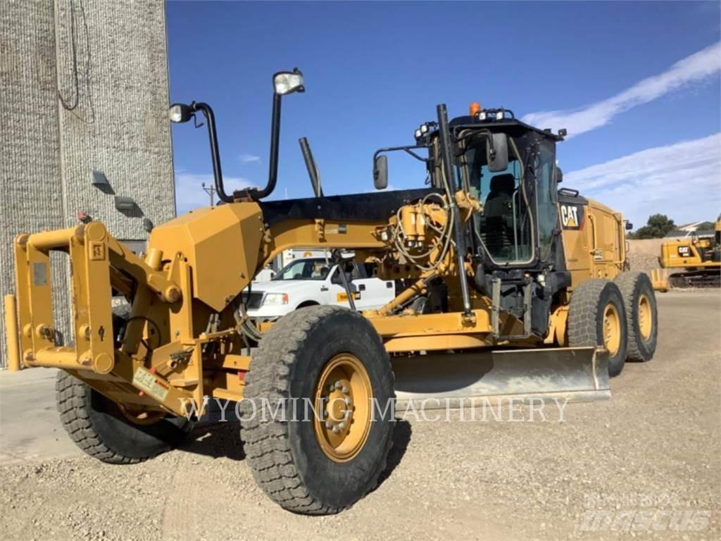 CAT 140M 3 Grejdry