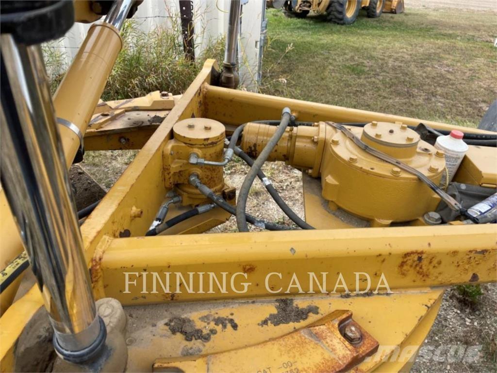 CAT 140M AWD Grejdry