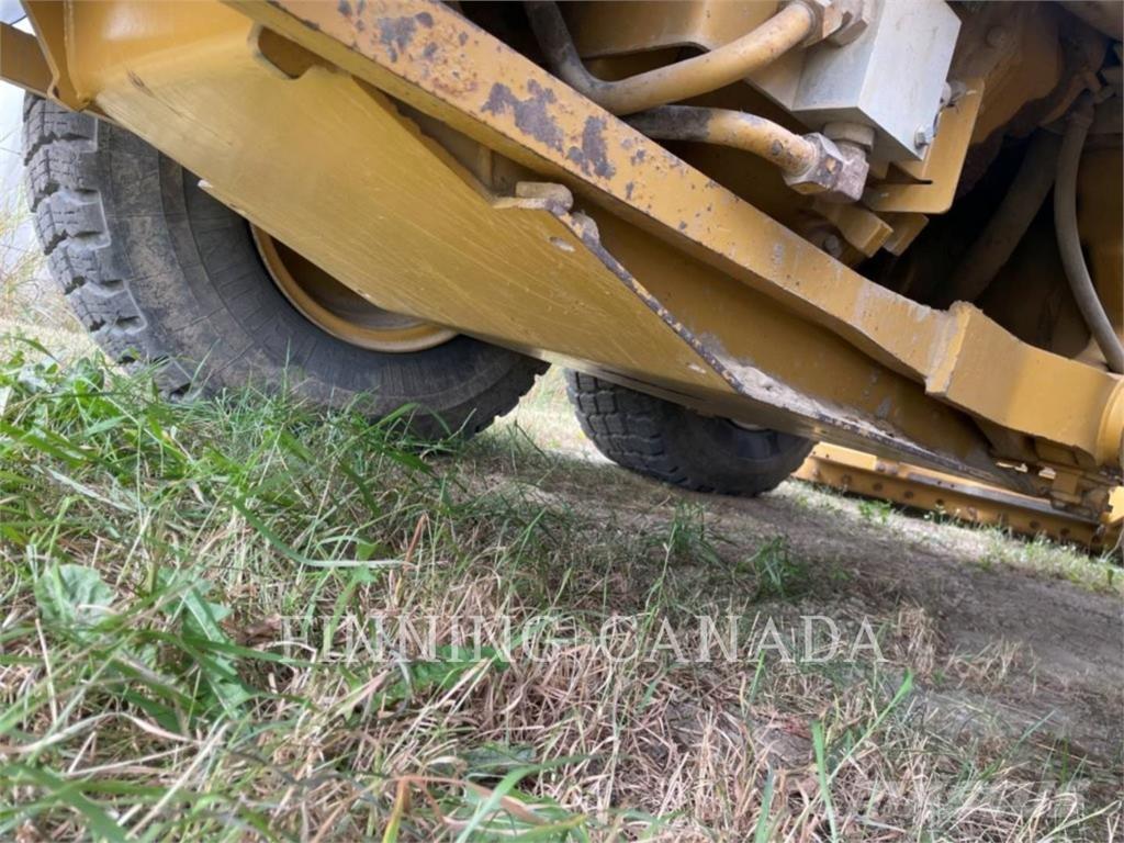 CAT 140M AWD Grejdry