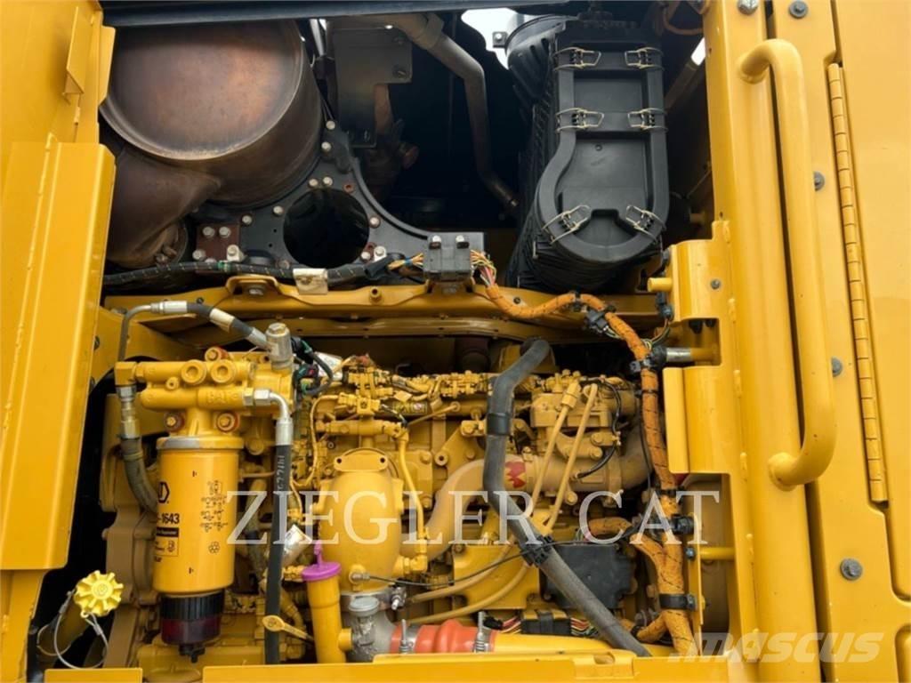 CAT 140M2 Grejdry