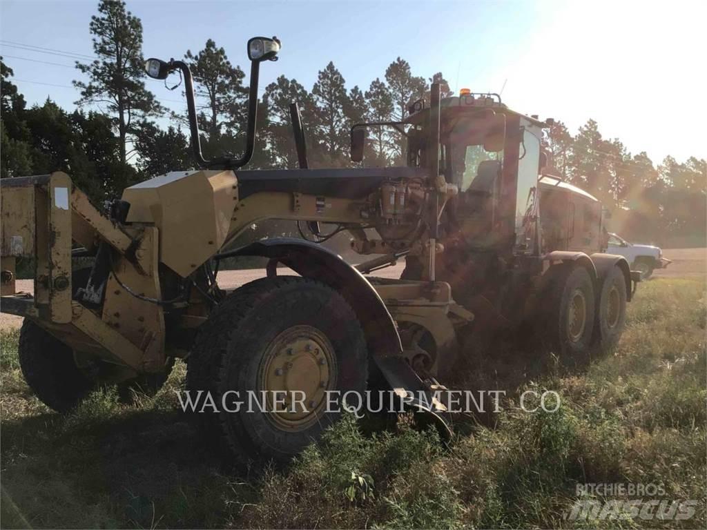 CAT 140M2 AWD Grejdry