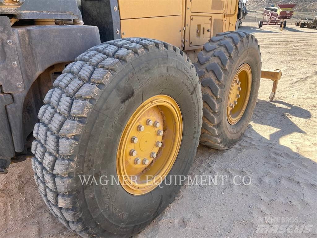 CAT 140M3 Grejdry