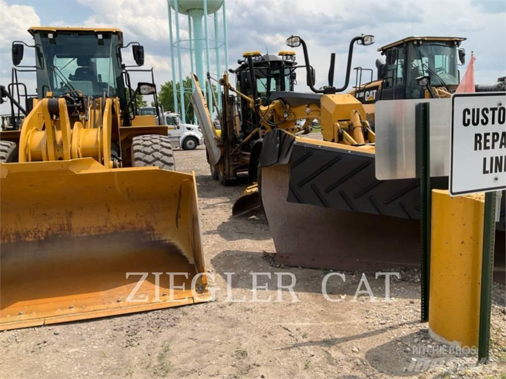 CAT 140M3 Grejdry