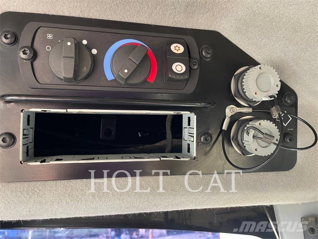 CAT 140M3 Grejdry