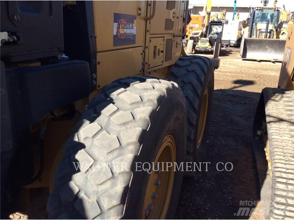 CAT 140M3 AWD Grejdry