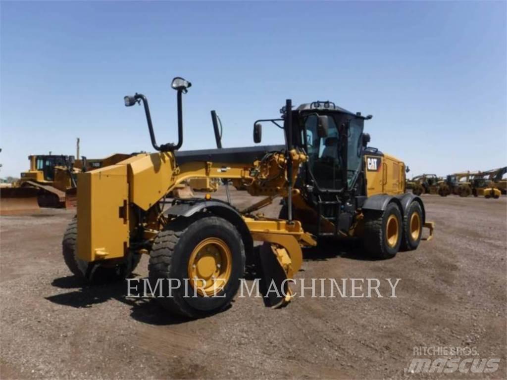 CAT 140M3 AWD Grejdry