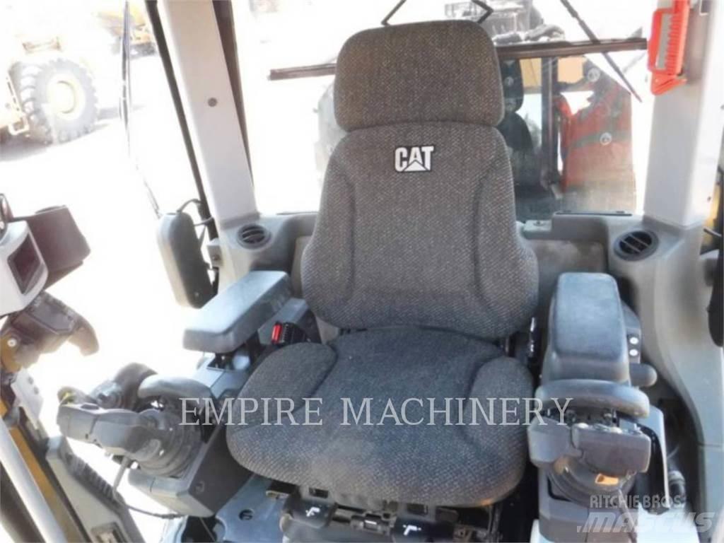 CAT 140M3 AWD Grejdry