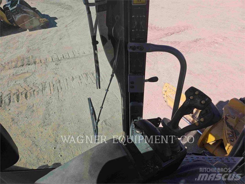 CAT 140M3 AWD Grejdry