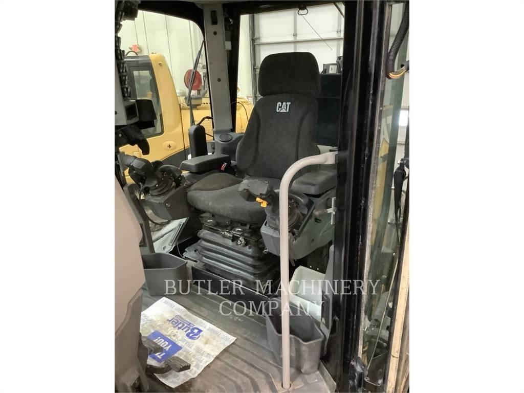 CAT 140M3 AWD Grejdry