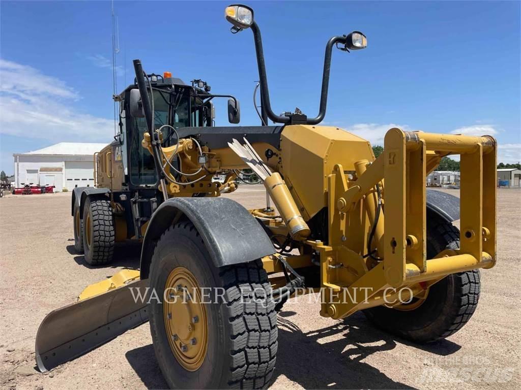 CAT 140M3 AWD Grejdry