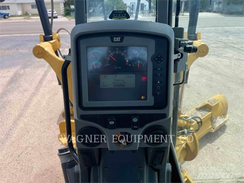 CAT 140M3 AWD Grejdry