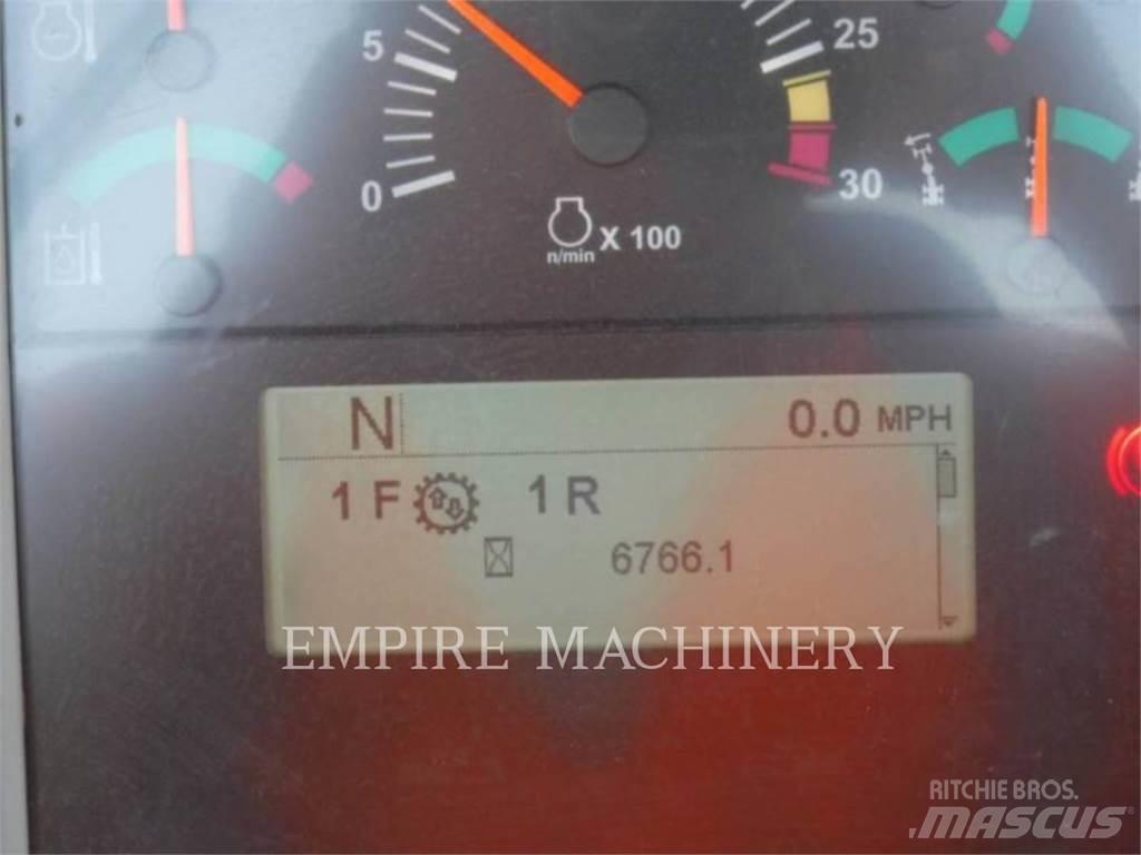 CAT 140M3 AWD Grejdry