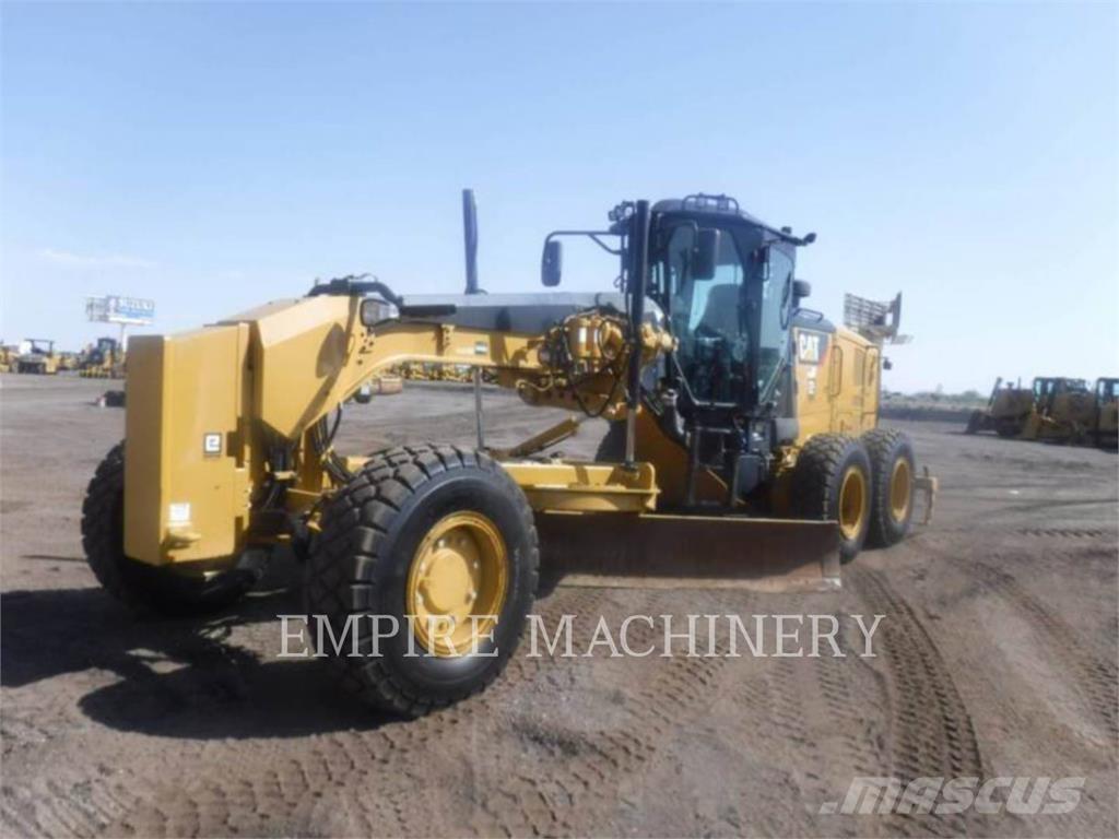 CAT 140M3 AWD Grejdry