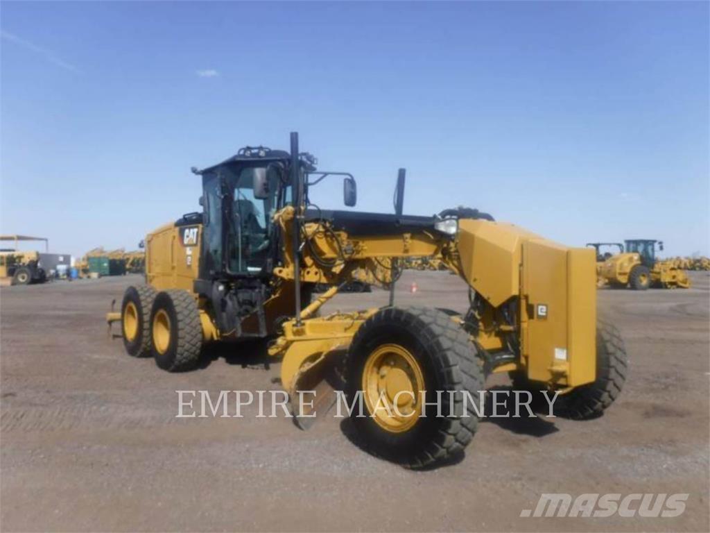 CAT 140M3 AWD Grejdry