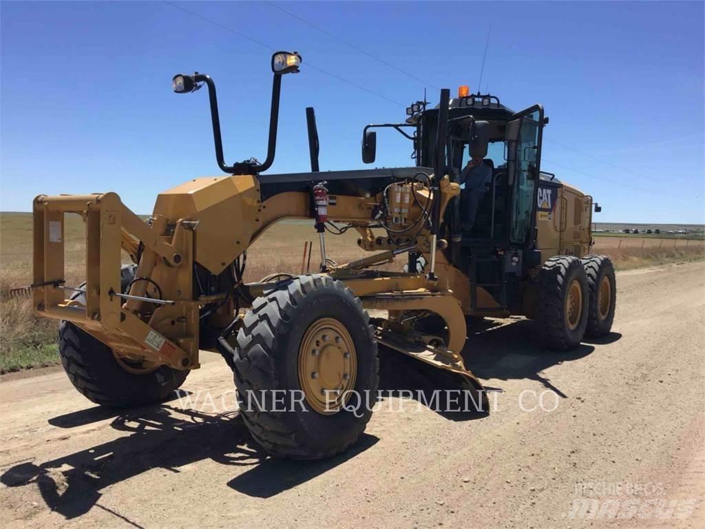 CAT 140M3 AWD Grejdry