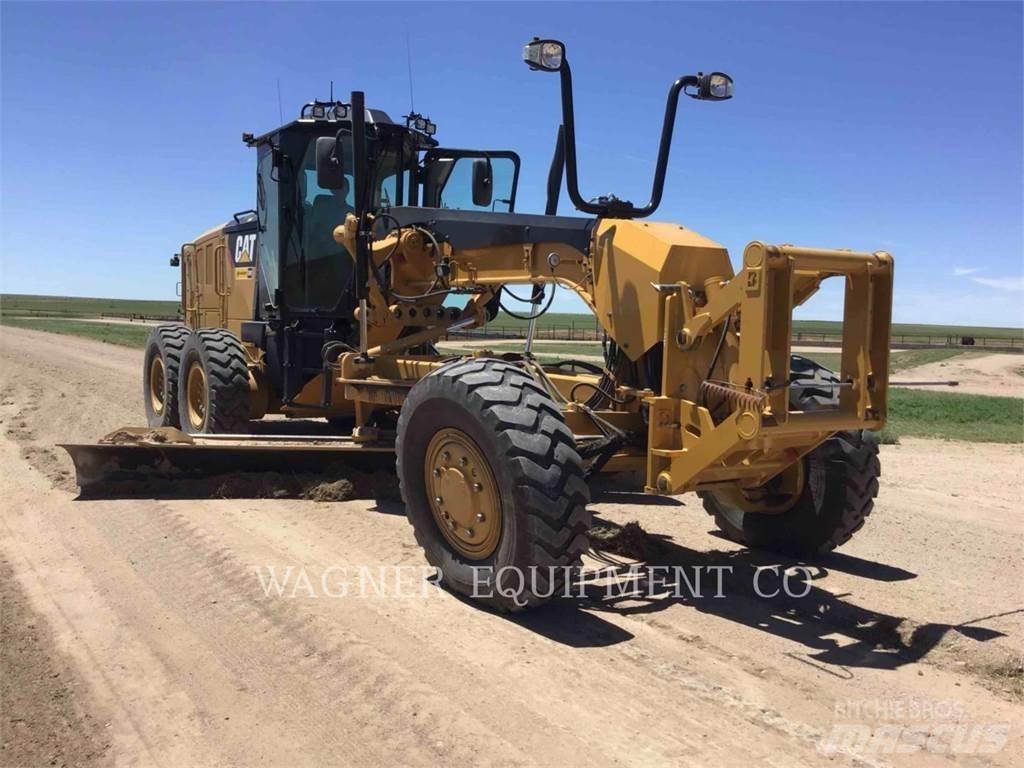 CAT 140M3 AWD Grejdry