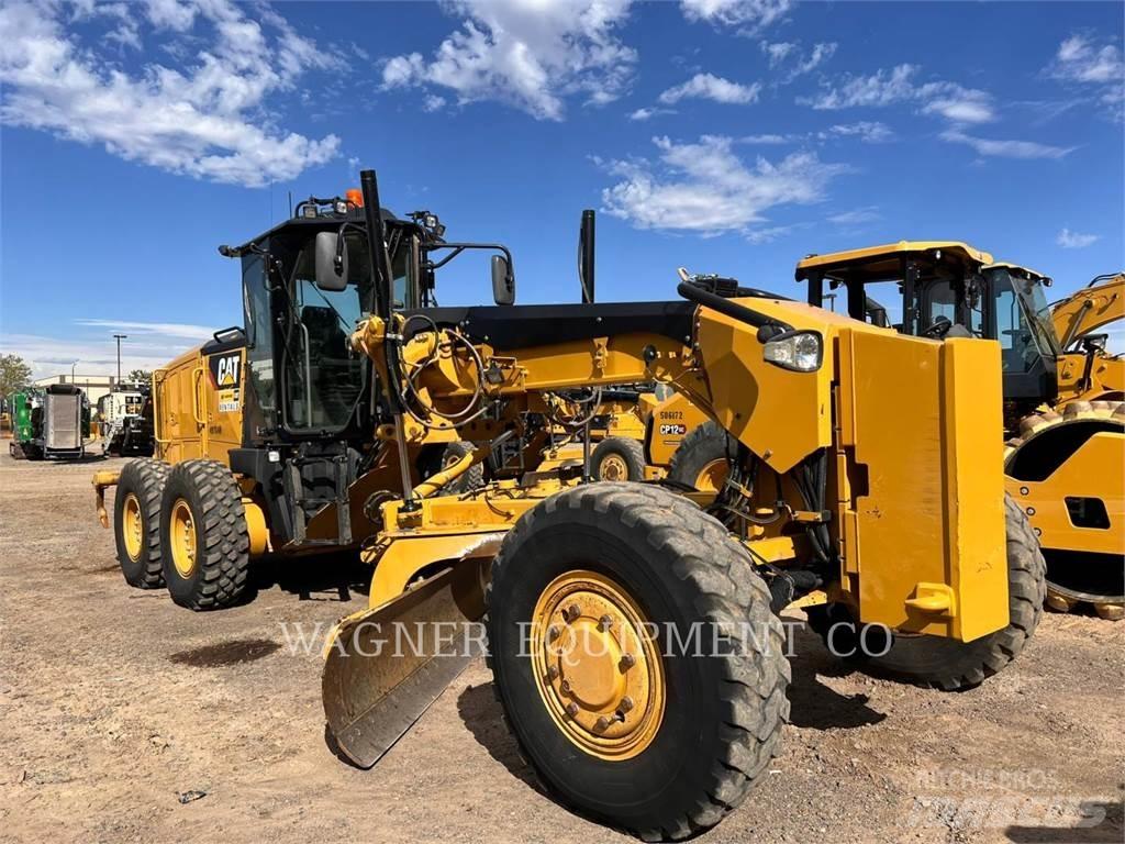 CAT 140M3 AWD Grejdry