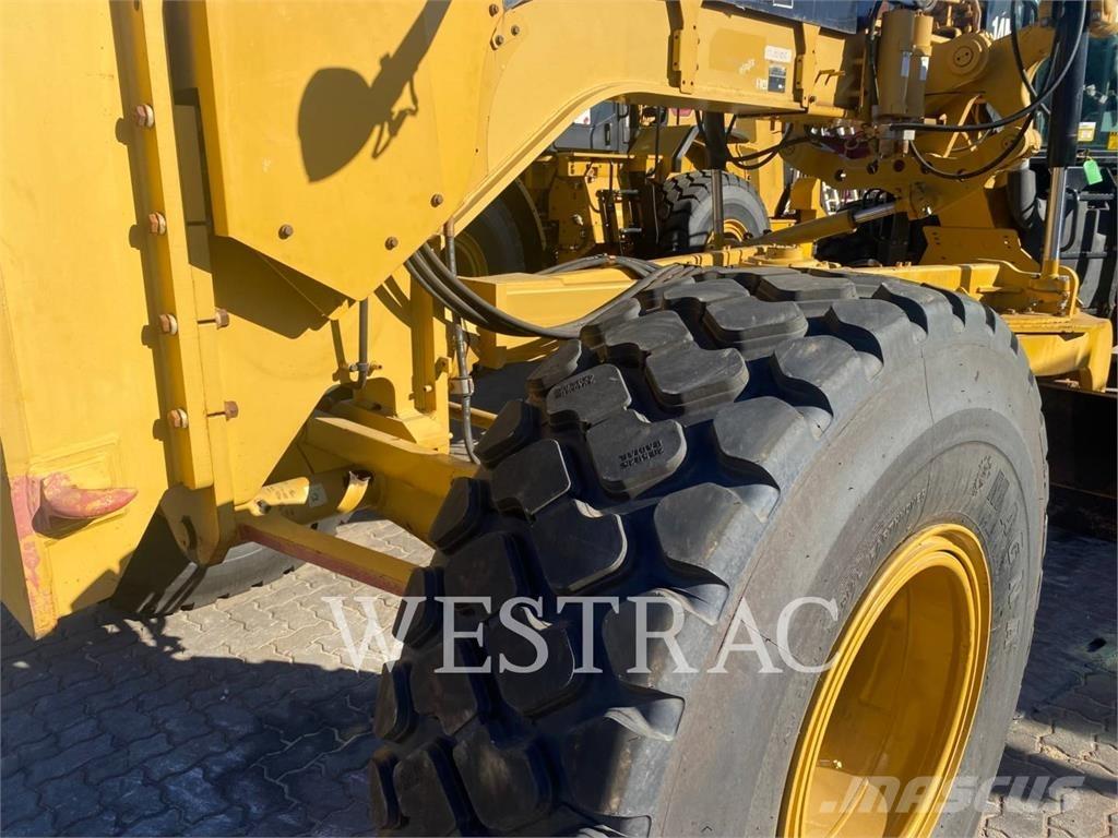 CAT 14M Grejdry