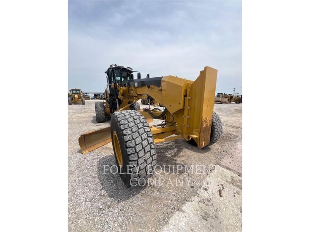 CAT 14M3A Grejdry