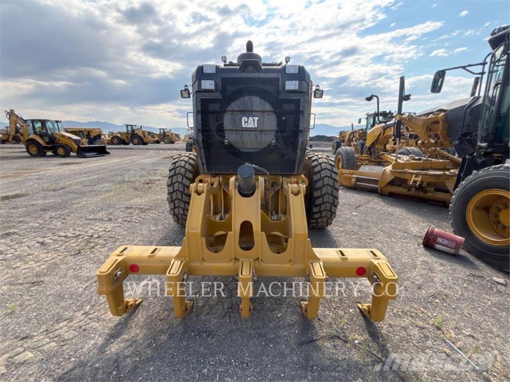 CAT 150 15 Grejdry