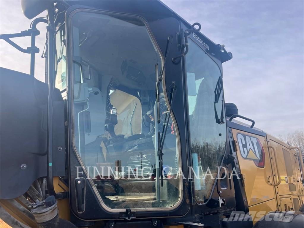 CAT 150-15 AWD Grejdry