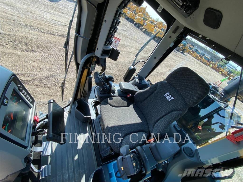 CAT 150 AWD Grejdry