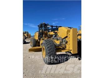 CAT 16 Grejdry