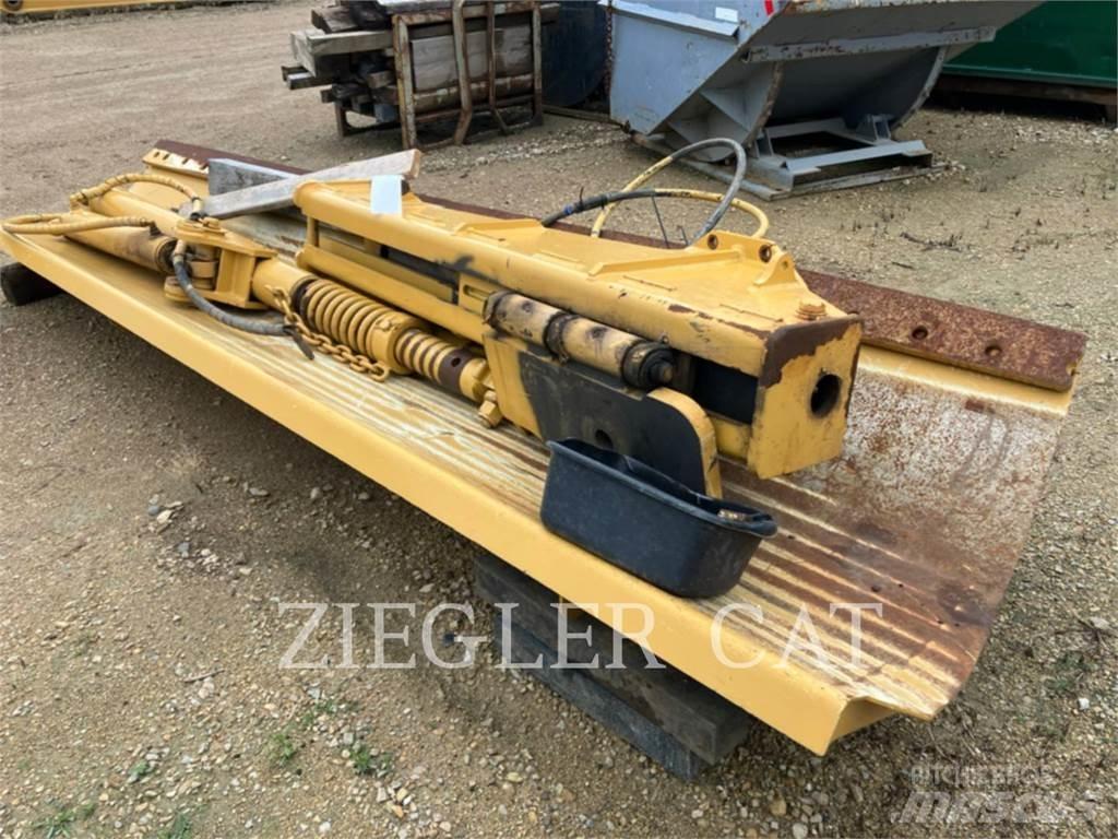 CAT 160M Grejdry