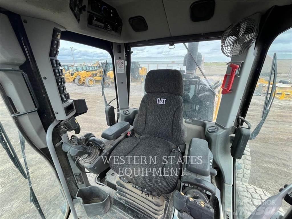 CAT 160M3 Grejdry