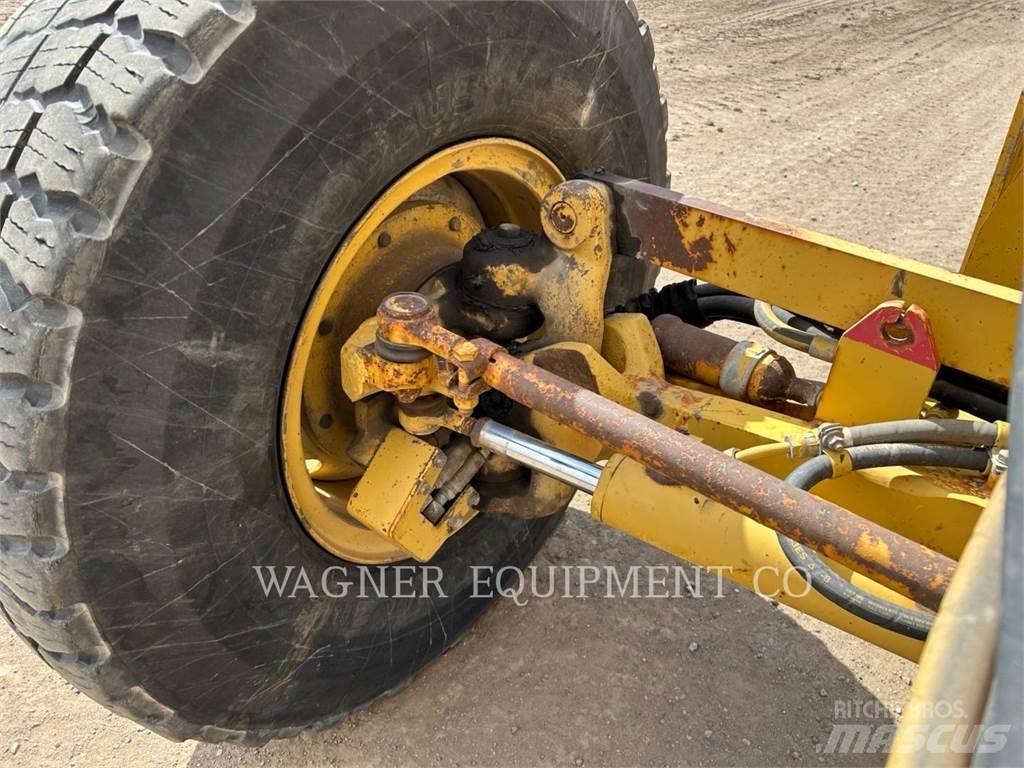 CAT 163H AWD Grejdry