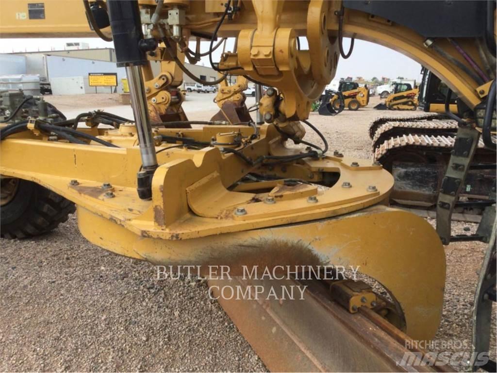 CAT 18 M3 Grejdry