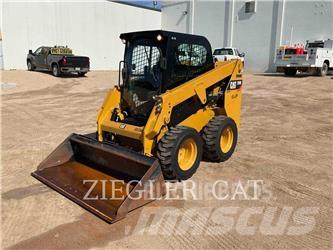 CAT 226D Smykem řízené nakladače
