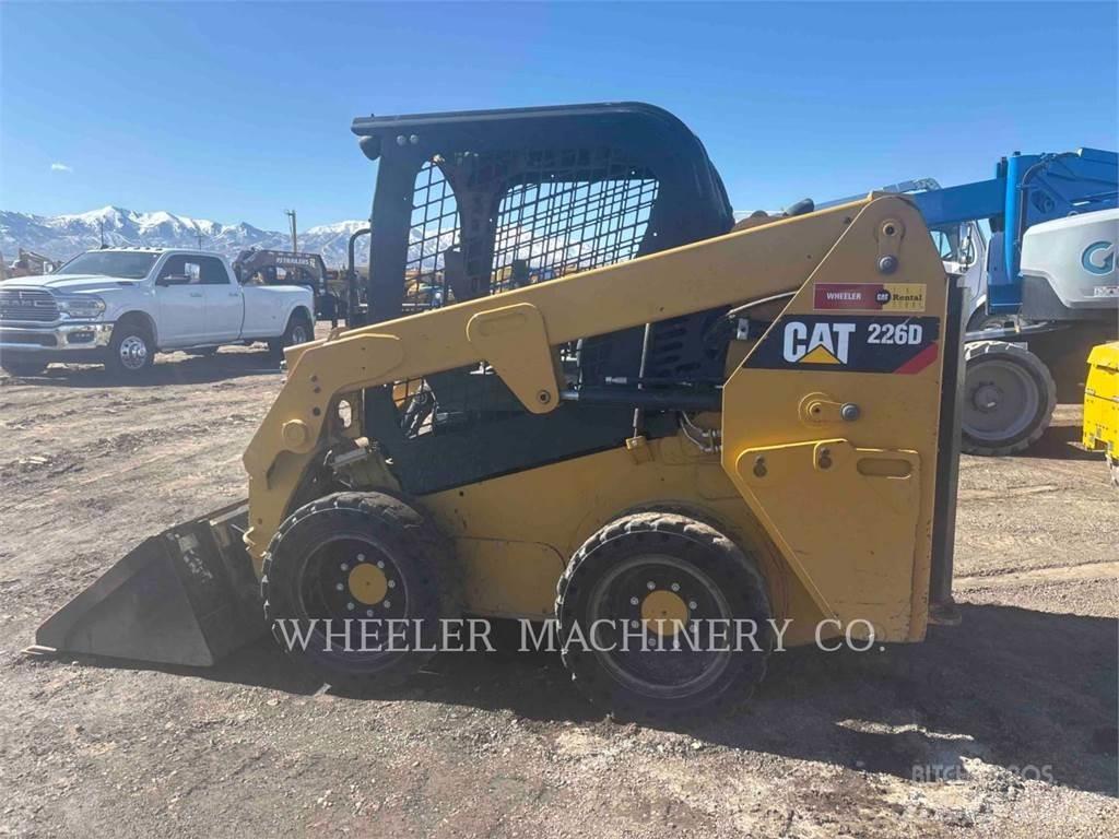 CAT 226D C1-H2 Smykem řízené nakladače