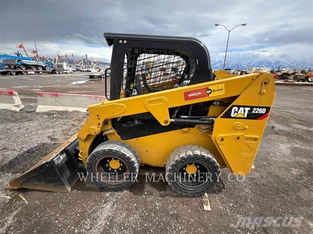 CAT 226D C1-H2 Smykem řízené nakladače