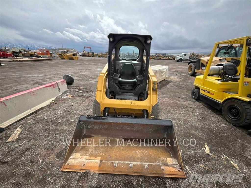 CAT 226D C1-H2 Smykem řízené nakladače