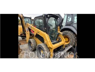 CAT 226D3 Smykem řízené nakladače