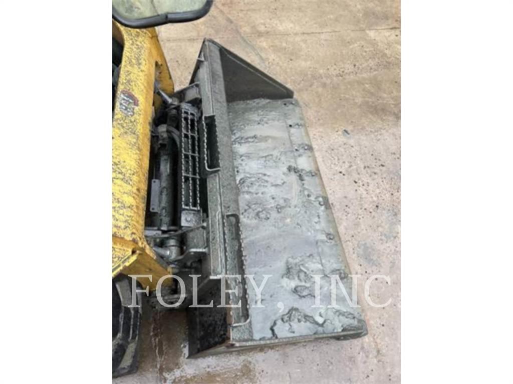 CAT 226D3 Smykem řízené nakladače