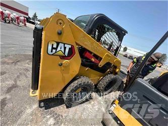 CAT 226D3 C1H2 Smykem řízené nakladače
