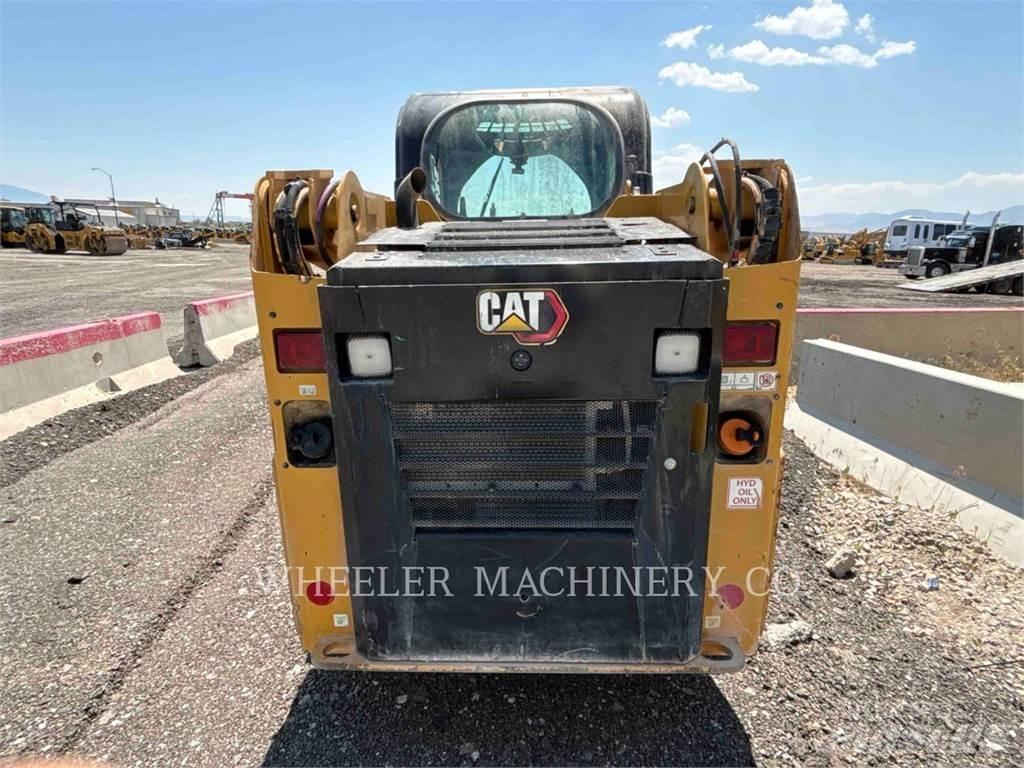 CAT 226D3 C3H2 Smykem řízené nakladače