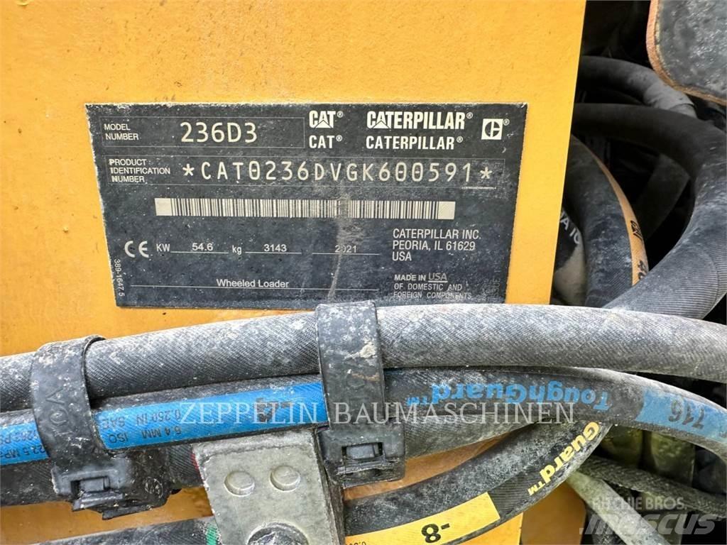 CAT 236D Smykem řízené nakladače