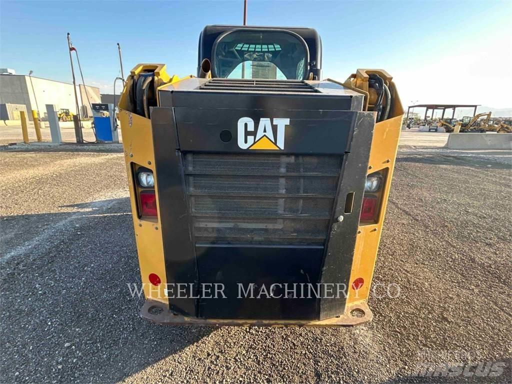 CAT 236D C3 2S Smykem řízené nakladače
