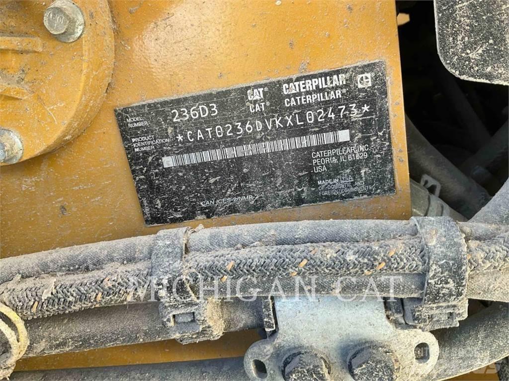 CAT 236D3 A2Q Smykem řízené nakladače