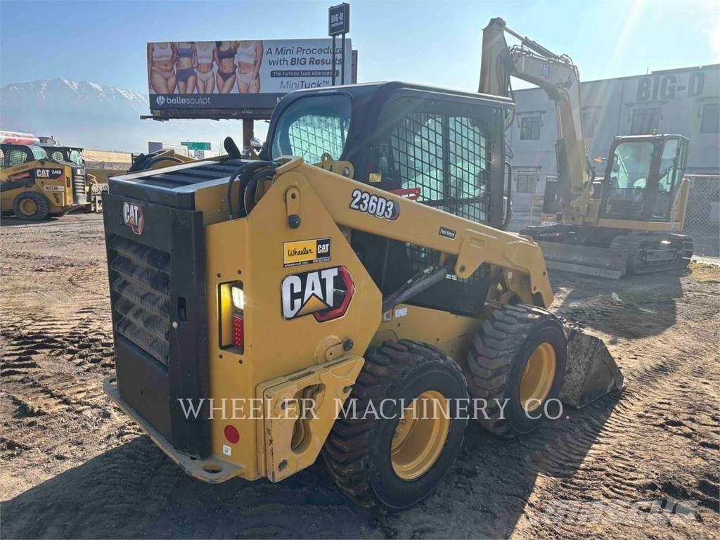 CAT 236D3 C3H2 Smykem řízené nakladače