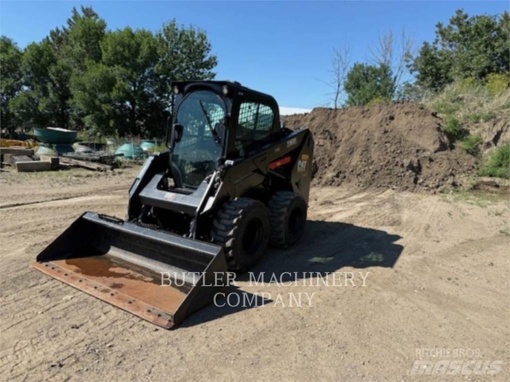 CAT 236D3 C3H2 Smykem řízené nakladače